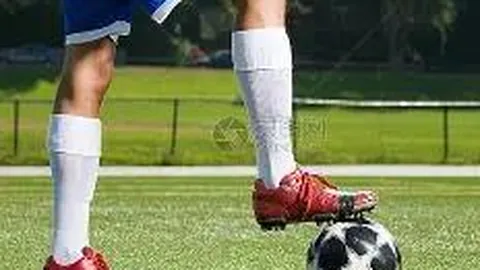 黄日华陪女儿就医，丧偶后独自守护女儿心志坚定